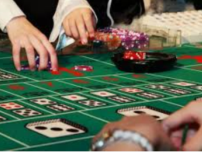 PG免费版模拟器免费版